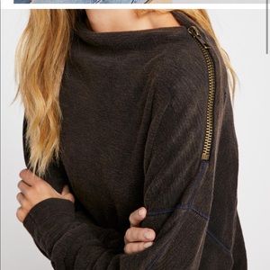 We the free -free people Nikala green tee